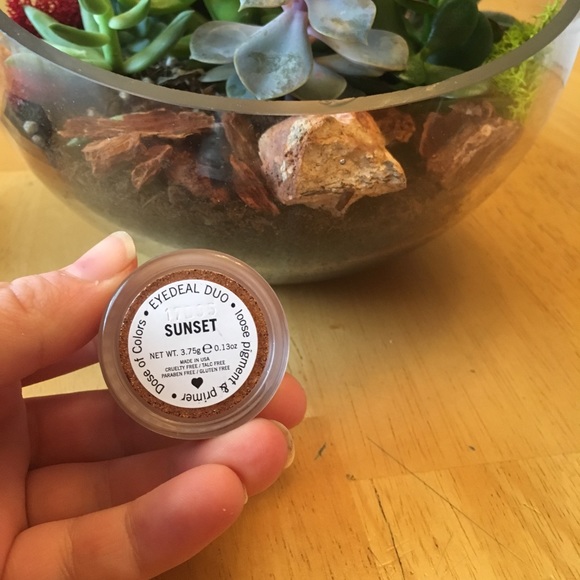 Dose of Color eyeshadow duo - Picture 1 of 2